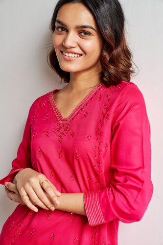 Solid Embroidered Straight Kurta, Hot Pink, image 5